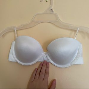 Maidenform White strapless bra 32 B
